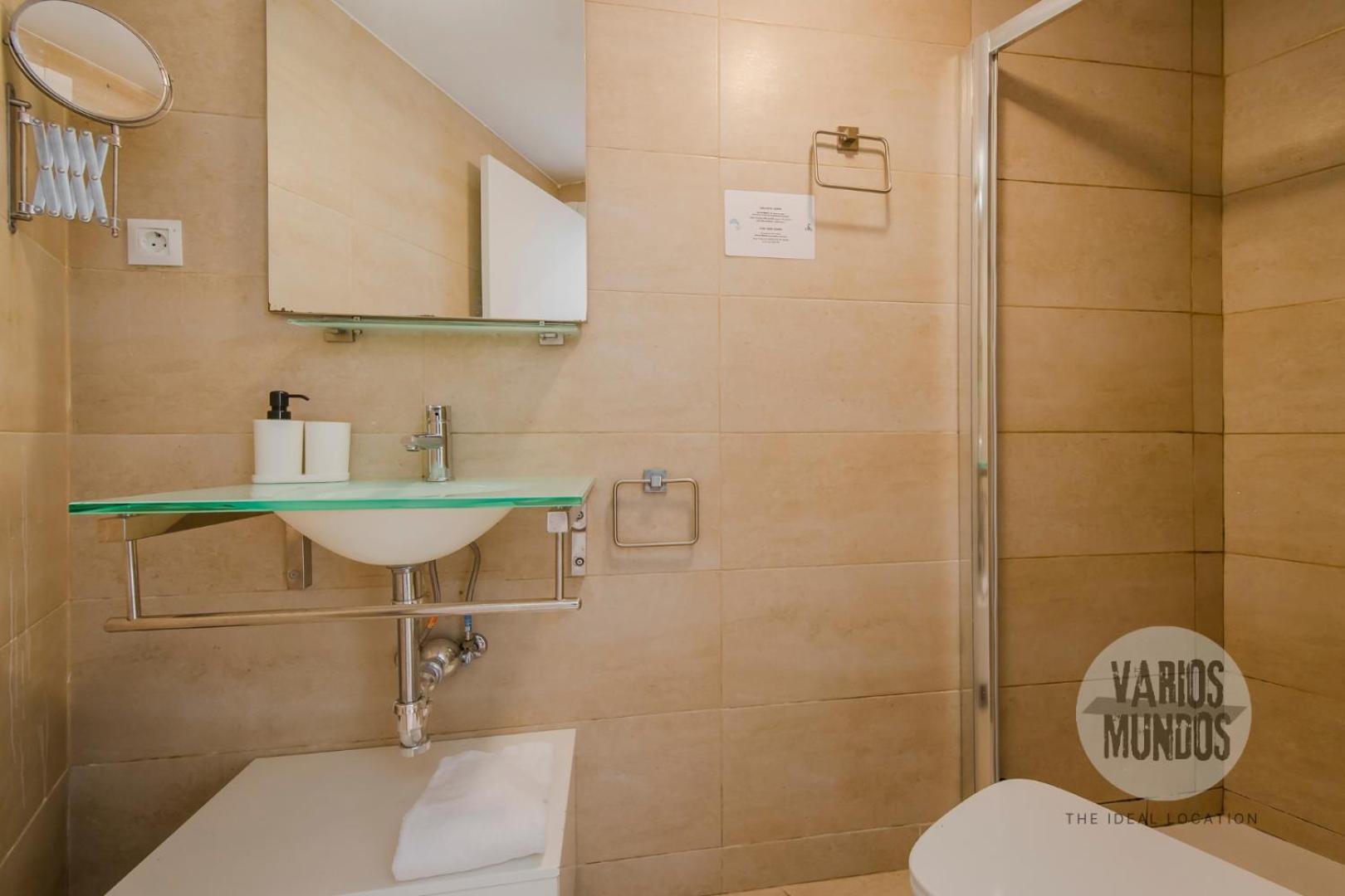 Apartment Tiempo En Madrid Para 7 En Tesoro 19 E1 Madrid